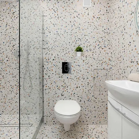 Appartamento Spacious In For 6 People By Renters Gdynia